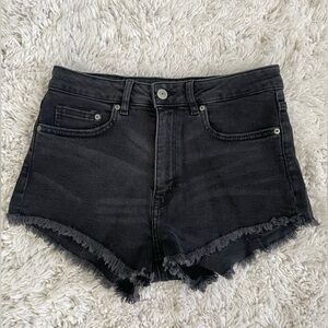 H&M distress black denim shorts. Never worn. Size: 8